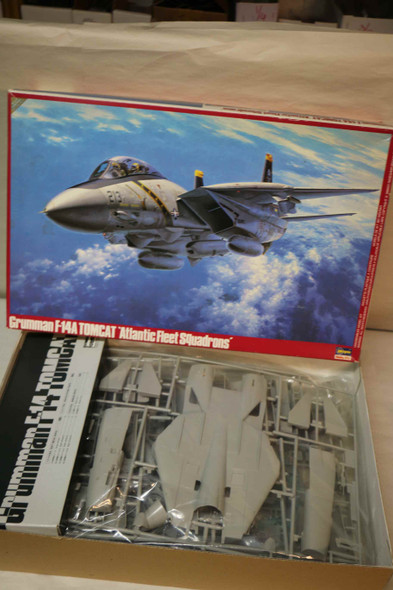 HAS07019 - Hasegawa 1/48 F-14 Tomcat Atlantic Fleet Squadrons WWHP112001