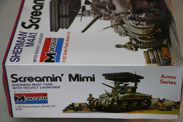 MON4200 - Monogram 1/32 Screamin' Mimi Sherman M4A1 WWHP112004