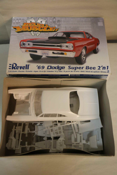 RMX85-2363 - Revell 1/24 69 Dodge Super Bee 2n1  WWHP112031