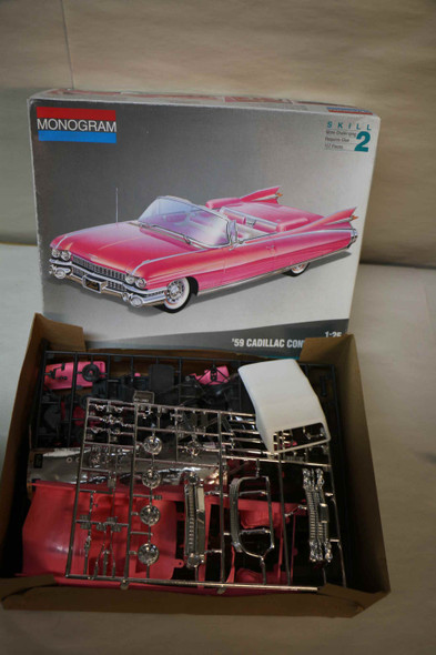 MON2957 - Monogram 1/25 59 Cadillac Convertible WWHP112046