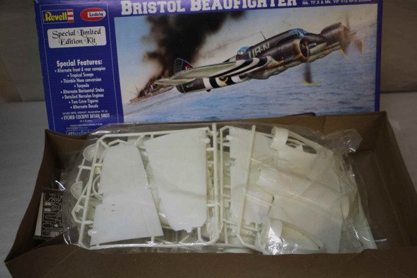 RMXH-251 - Revell 1/32 Bristol Beaufighter Mk IF  WWHP112052