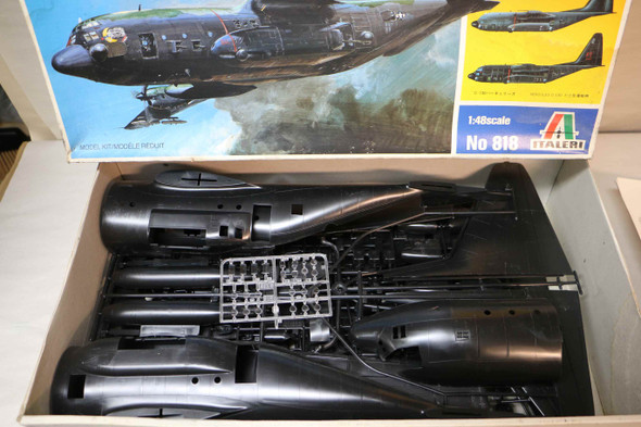 ITA818 - Italeri 1/48 Lockheed AC-130 Hercules Gunship WWHP112063