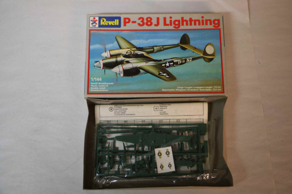 RMX4139 - Revell 1/144 P-38 J Lightning WWHP112076