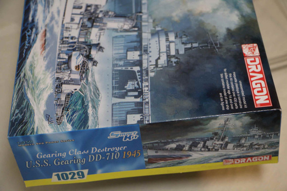 DRA1029 - Dragon - 1/350 U.S.S. Gearing DD-710 1943  WWHP112295