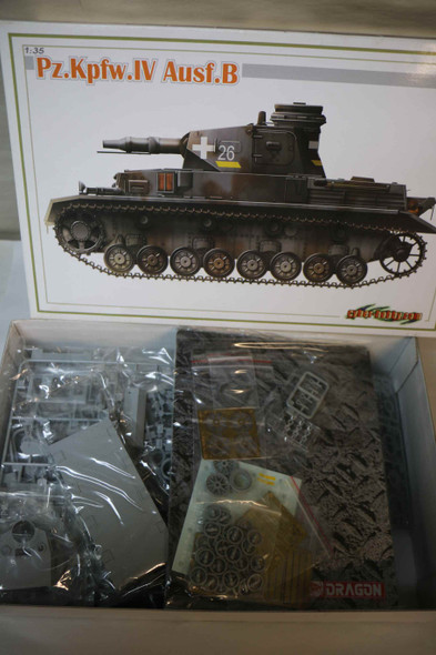 CYB6297 - Cyber Hobby - 1/35 Pz.Kpfw.IV Ausf.B  WWHP112353