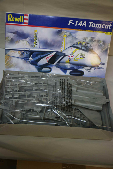 RMX85-5803 - Revell 1/48 F-14A Tomcat WWHP112410