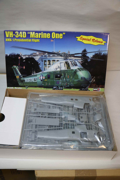 GLM64105 - Gallery Models(MRC) 1/48 VH-34D "Marine One" HMX-1 Presidential Flight  WWHP112440