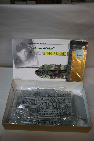 DRA9061 - Dragon - 1/35 Jagdpanzer IV L/70 'Johan Huber' WWHP112448