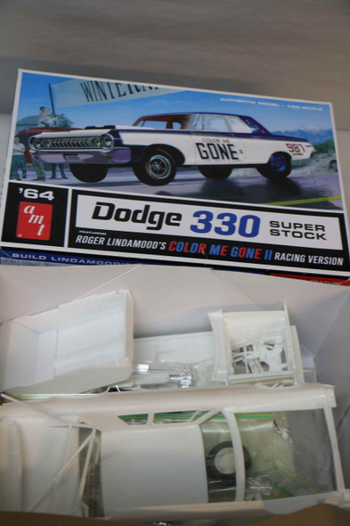 AMT987 - AMT1/25 '64 Dodge 300 Super Stock "Color Me Gone II" WWHP112458