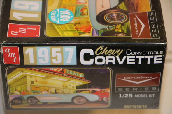 AMT1016 - AMT 1/25 1957 Corvette Convertible (Discontinued) WWHP112475