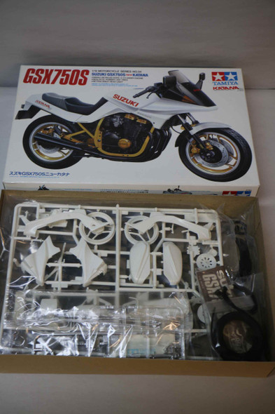 TAM1434 - Tamiya 1/12 GSX750S Suzuki GSX750S new KATANA  WWHP112497