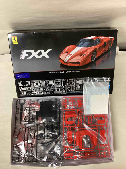TAM24292 - Tamiya - 1/24 Ferrari FXX  - WWHP112650