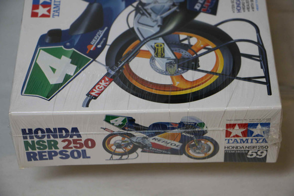 TAM14059 - Tamiya 1/12 Honda NSR250 REPSOL  WWHP112678