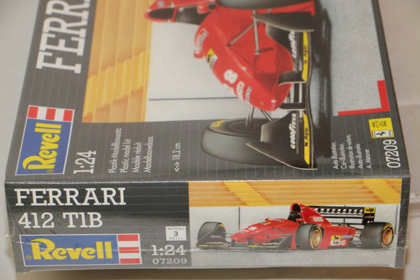 RAG07209 - Revell - 1/24 Ferrari 412 T1B WWHP112680