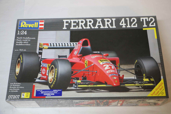 RAG07207 - Revell - 1/24 Ferrari 412 T2 WWHP112681