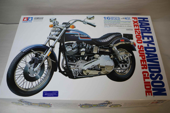 TAM16038 - Tamiya - 1/6 Harley-Davidson FLH1200 Police