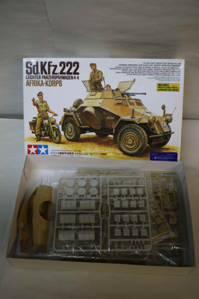 TAM35286 - Tamiya - 1/35 SdKfz.222 Light Panzerspahwagen 4x4 Afrika Korps w/ Metal Barrel - WWHP112718