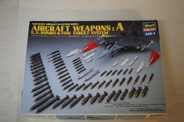 HAS36001 - Hasegawa 1/48 Aircraft Weapons A - US Bombs and Tow Target - WWHP111019