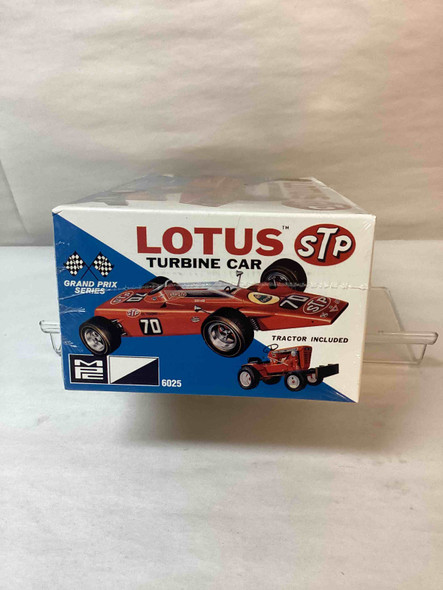 AMT 1/25 Lotus 56 STP Indy Turbine Car Pre-Owned Kit AMT31919