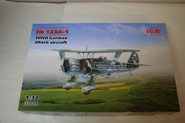 ICM32014 - ICM 1/32 Hs 123A-1, WW2 German Attack Aircraft - WWHP111045