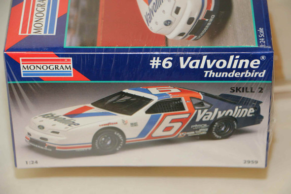 MON2959 - Monogram 1/24 1/#6 Valvoline Thunderbird  WWHP112761