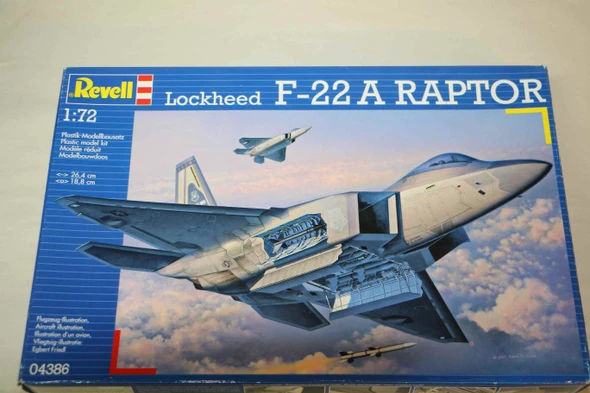 RAG04386 - Revell - 1/72 F-22A Raptor - WWHP111153