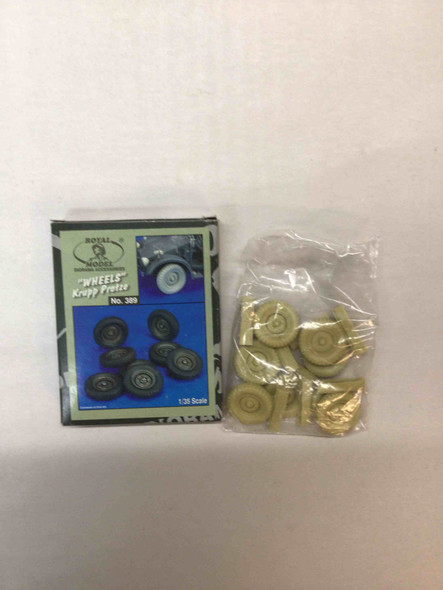 ROM389 - Royal Model 1/35 "Wheels" Krupp Protze - WWHP111321