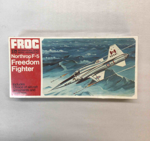 140-129 - Aurora 1/48 Northrop N-156 Freedom Fighter - Preowned