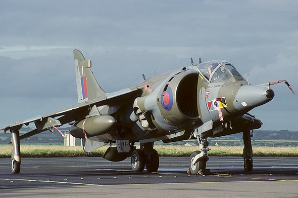 Revell 1/32 Hawker Siddeley Harrier GR.1/GR.3