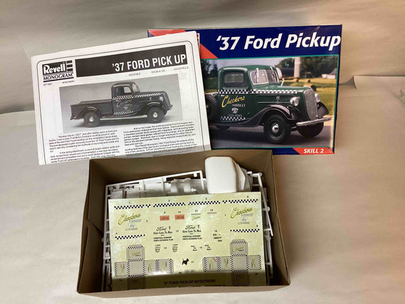 RMO85-7627 - Revell Monogram 1/25 '37 Ford Pickup - WWHP111577