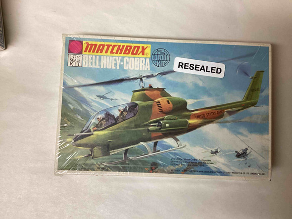 MATPK-9 - Matchbox 1/72 Bell Huey-Cobra - WWHP111702