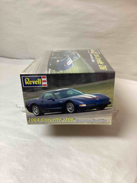 RMX85-2827 - Revell 1/25 2004 Corvette Z-06 - WWHP111887