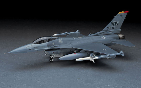HAS07232 - Hasegawa 1/48 F-16CJ Fighting Falcon Misawa Japan