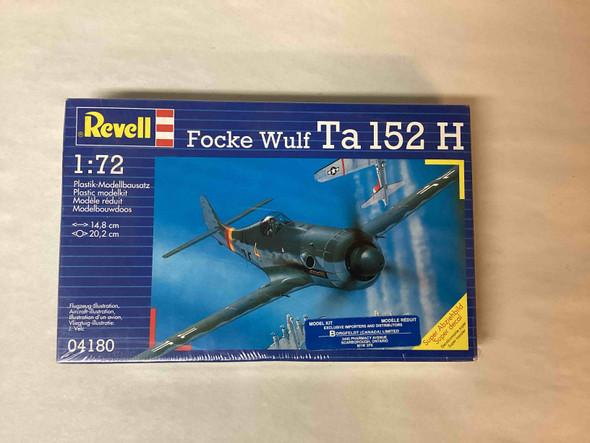 RAG04180 - Revell - 1/144 Ta 152H WWHP112915