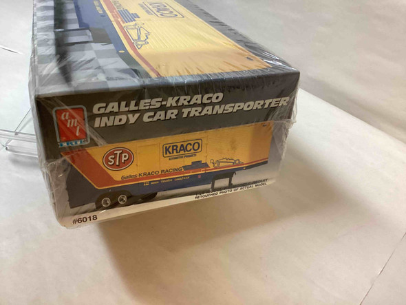 AMT6018 - AMT 1/25 Galles-Kraco Indy Car Transporter - WWHP113078