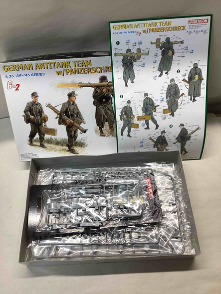 DRA6374 - Dragon - 1/35 German Anti-Tank Team w/Panzerschreck - WWHP113154