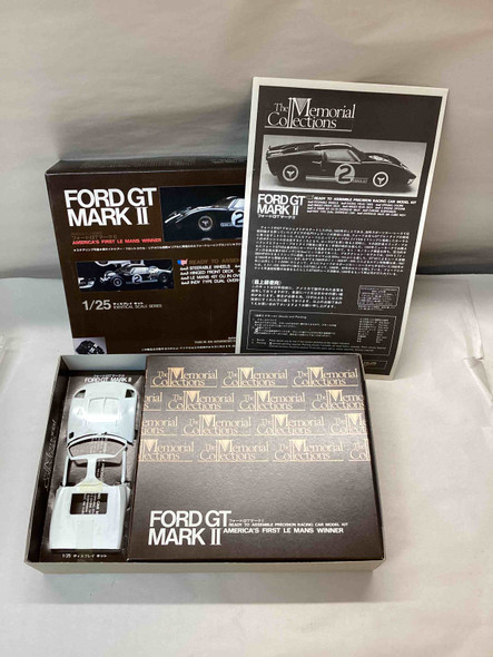 UPMMC04-1500 - Union Plastic Model 1/25 Ford GT Mark II - WWHP113461