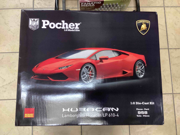 POCHK105 - Pocher 1/8 Lamborghini Huracán LP 610-4 Metallic Red