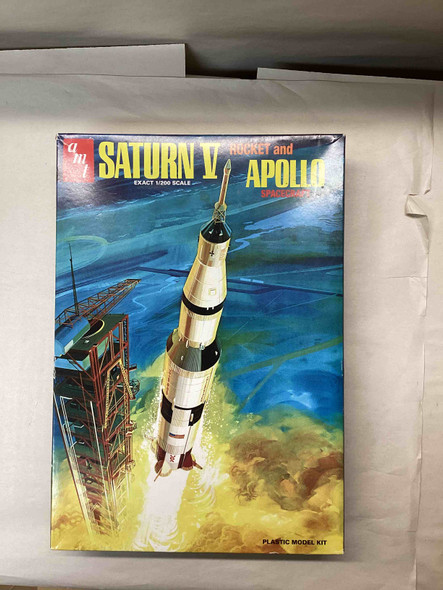 AMT1174/12 - AMT 1/200 Saturn V Rocket & Apollo Spacecraft - WWHP113520