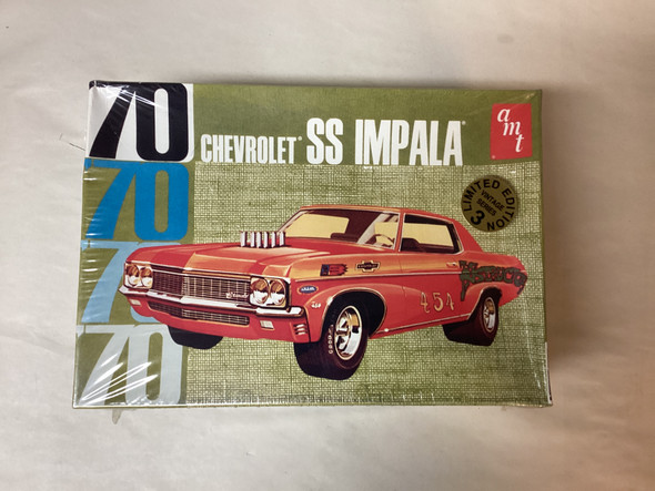 AMT6172 - AMT 1/25 '70 Chevrolet SS Impala - WWHP113540