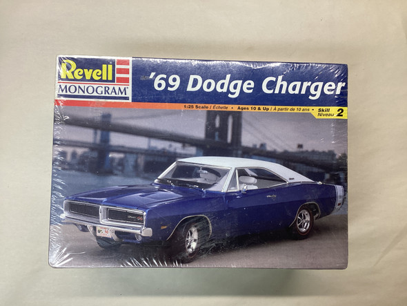 RMO85-2546 - Revell 1/25 '69 Dodge Charger - WWHP113651