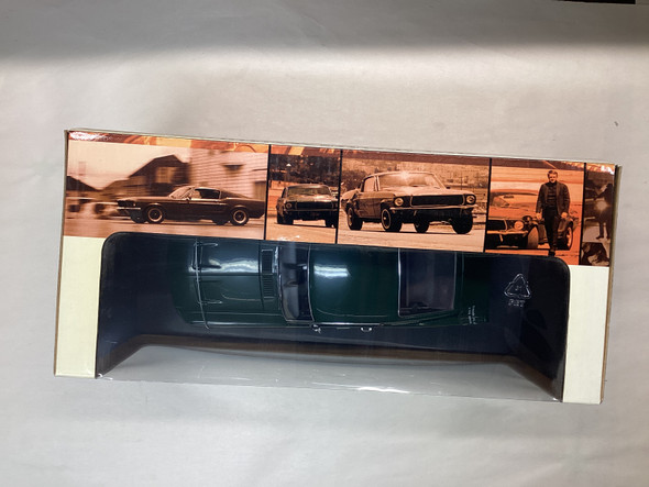 GAL72811 - Autoart 1/18 Autoart 1/18 1968 Ford Mustang GT 390 Bullitt Steve McQueen Version Highland Green