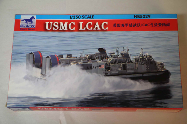 BRONB5029 - Bronco - 1/350 USMC LCAC