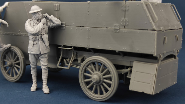 CSMF35030 - Copper State Models - 1/35 Canadian Motor MG Brigade Officer Putting the Helmet On