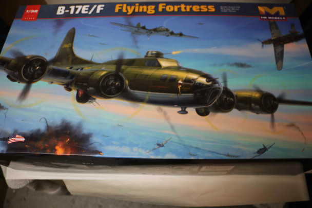 HKM01E05 - HK Models - 1/32 B-17E/F Flying Fortress