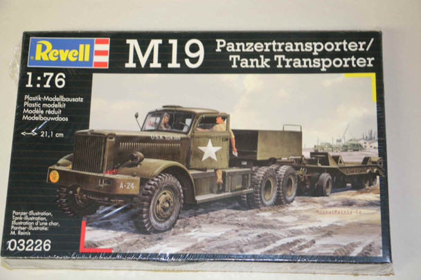 RAG03226 - Revell - 1/76 M19 Tank Transporter (Discontinued)