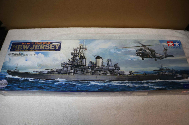 TAM78028 - Tamiya 1/350 USS New Jersey BB-62 w/ PE and ref