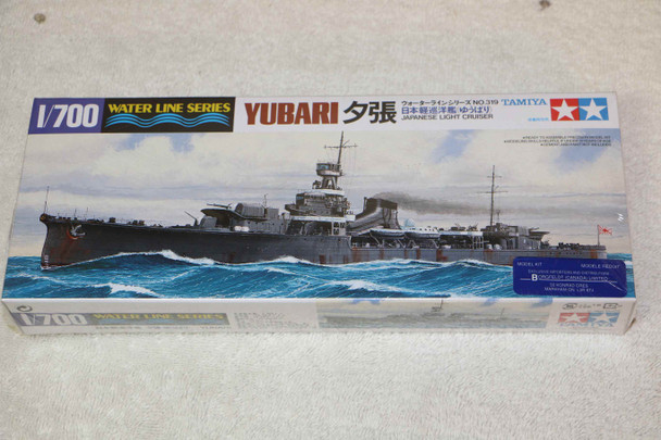 TAM31319 - Tamiya - 1/700 Yubari Light Cruiser