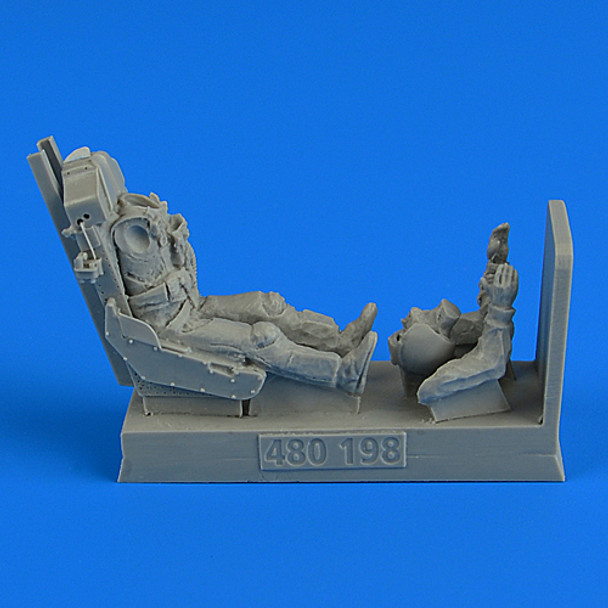 ABN480198 - Aero Bonus - 1/48 F-5E Ejection Seat w/Pilot