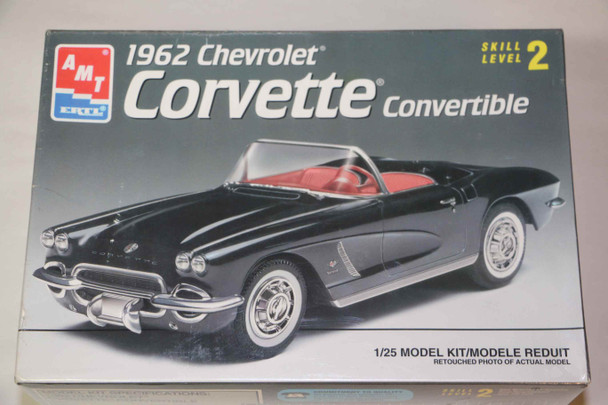 AMT6489 - AMT 1/25 1962 Chev Corvette Convertible